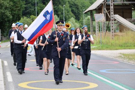 Slovesnost ob prevzemu gasilskega vozila GVC II  v PGD Šmartno v Tuhinju (11)